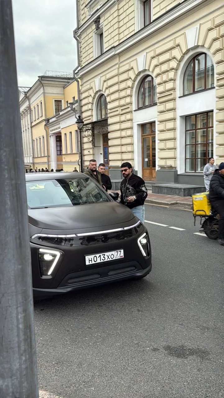 Тимати продолжает пополнять свой автопарк необычными машинами