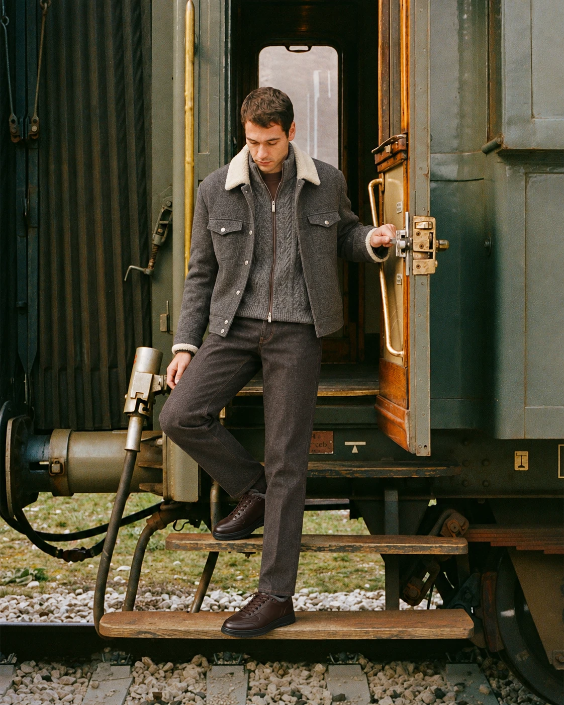 Премиальные коллекции для мужчин на финале осеннего sale 🍂 #LucianoBarbera #LuigiBorre...