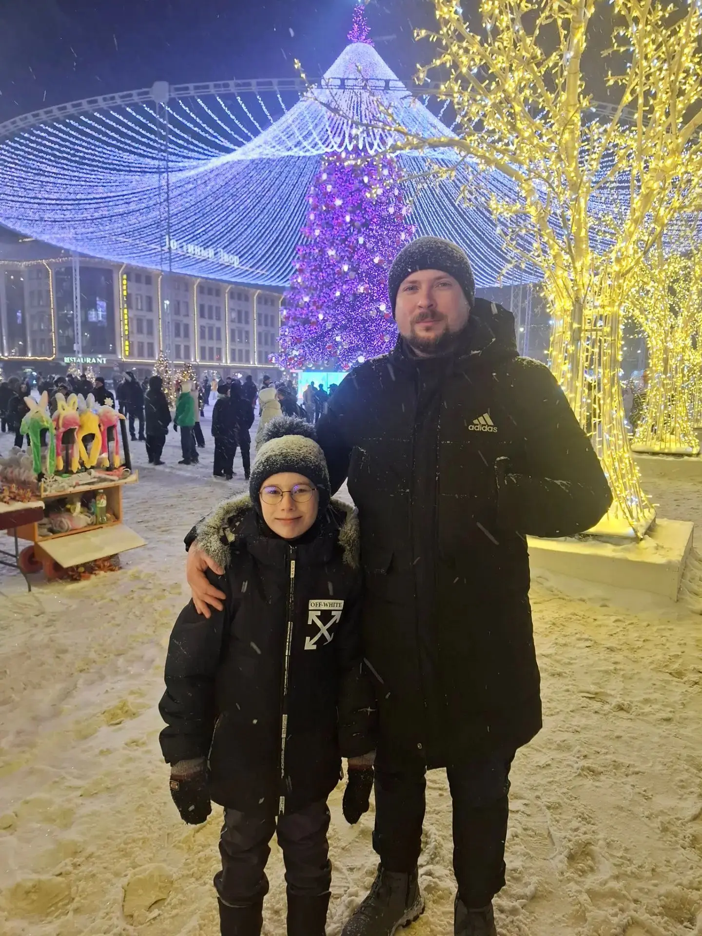 🕊 Лапшин Максим, ученик 3 класса, принял участие в акции «Папа — это навсегда».
