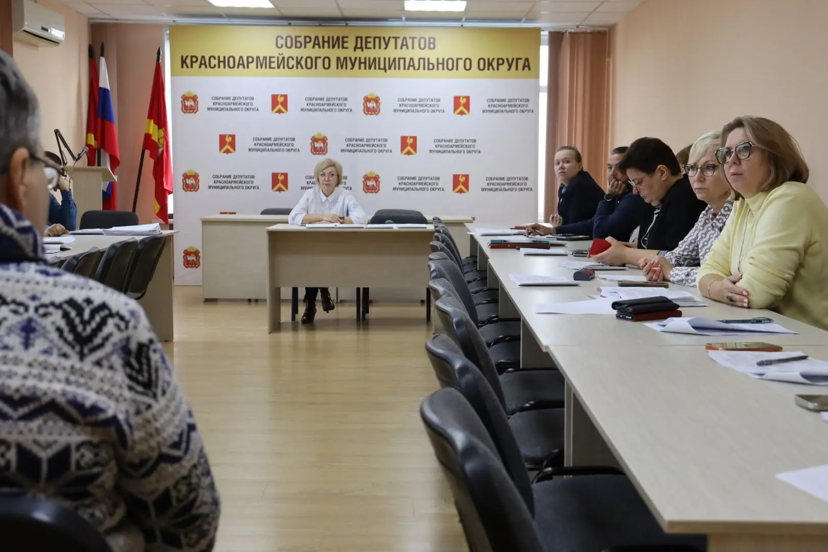 Профилактика и поддержка: в Красноармейском округе обсудили защиту прав детей