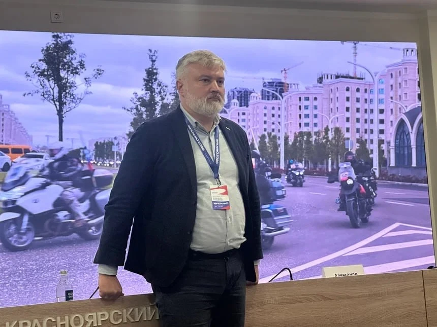 Показ докфильма «Дороги Победы» — совместный проект Александра Лукьянова и клуба «Ночны...