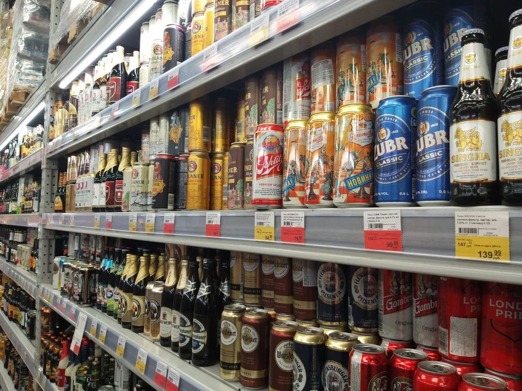 Пиво, которое сейчас стоит 250–300 рублей, при полном переносе дополнительных расходов ...