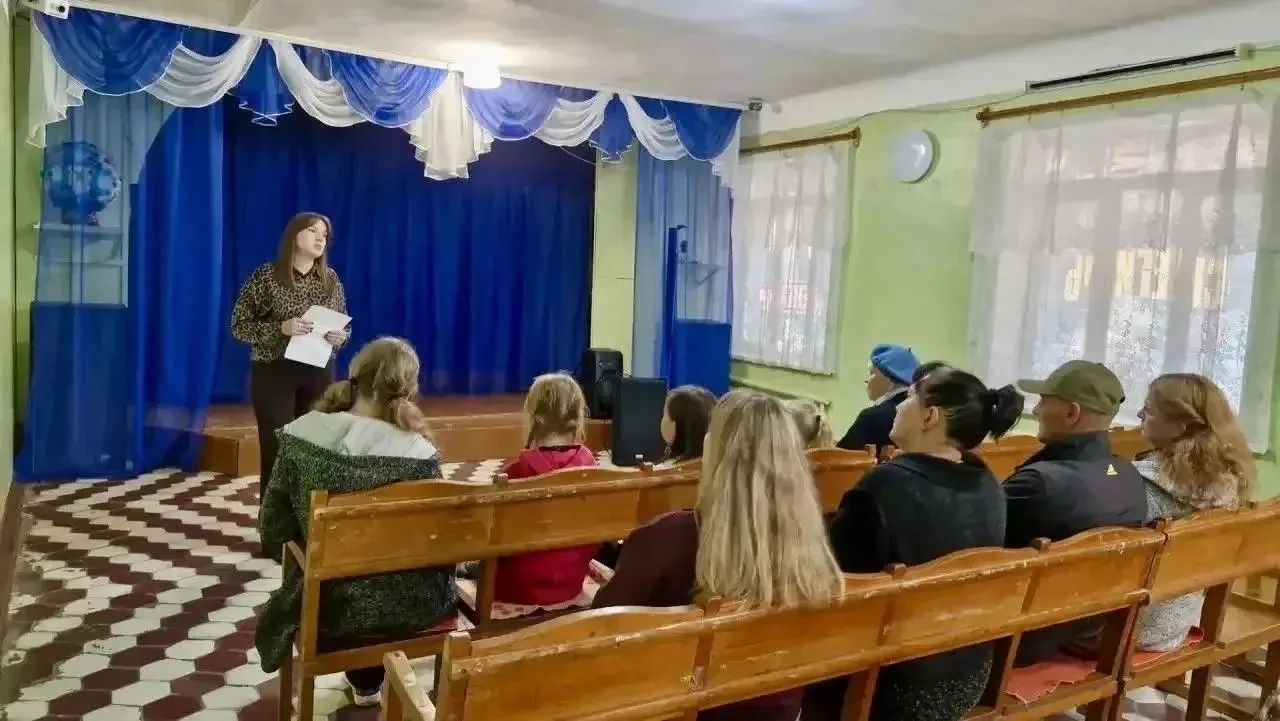👍Для передачи профессиональных навыков сельским учреждениям культуры используют новые ...