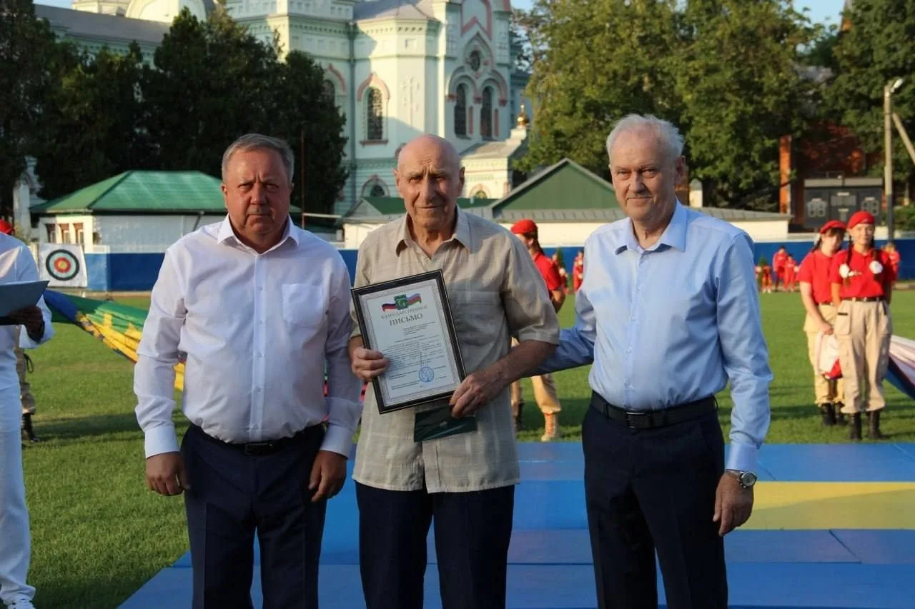 Сегодня свой юбилейный день рождения отмечает Почетный гражданин Курганинского района, ...