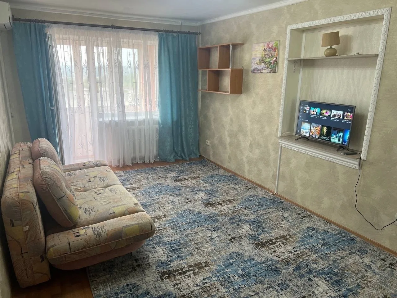 Продам отличную 1- комнатную квартиру на Городке ОР. 5/5 этаж 31/18/6. Квартира с ремон...