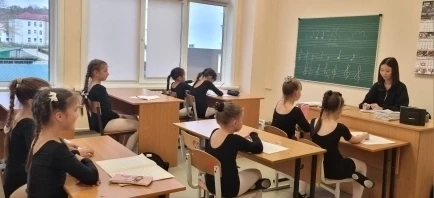 🩰 Как проходят будни первоклассников на отделении хореографии 🩰