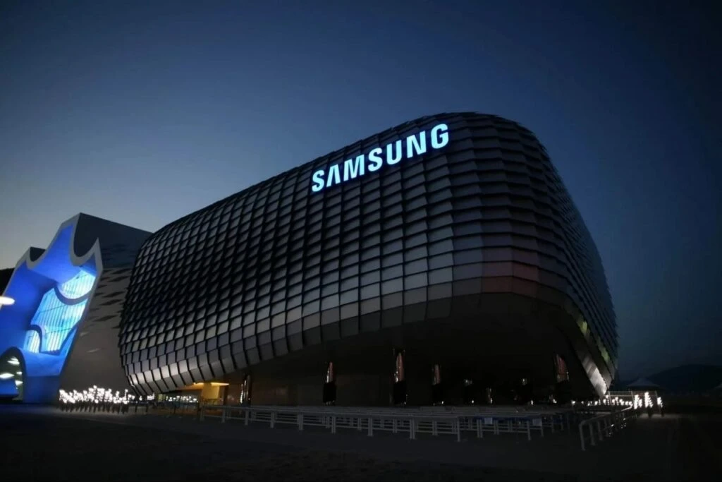 📰 Южнокорейское издание Money Today сообщает, что мобильное подразделение Samsung Elec...