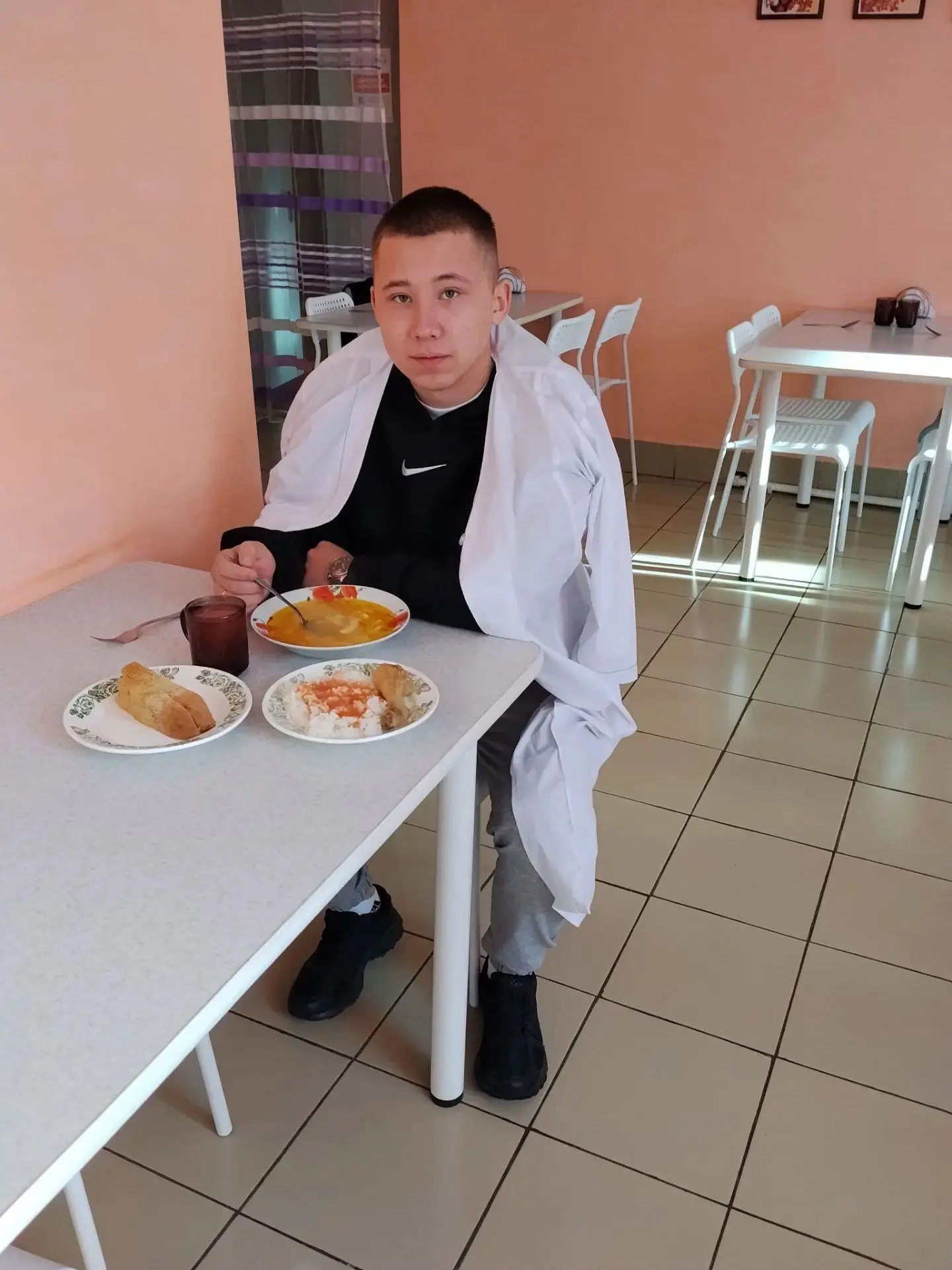 Сегодня наш "ревизорро" — Илья Бочкарев! Да-да, тот самый выпускник и, по совместному с...