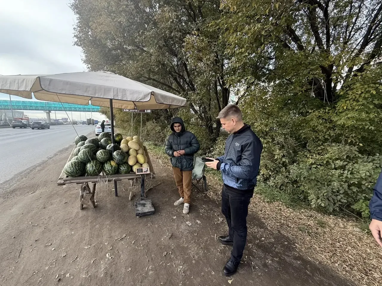 В Комсомольском районе ликвидировали 5 точек незаконной торговли 🍉