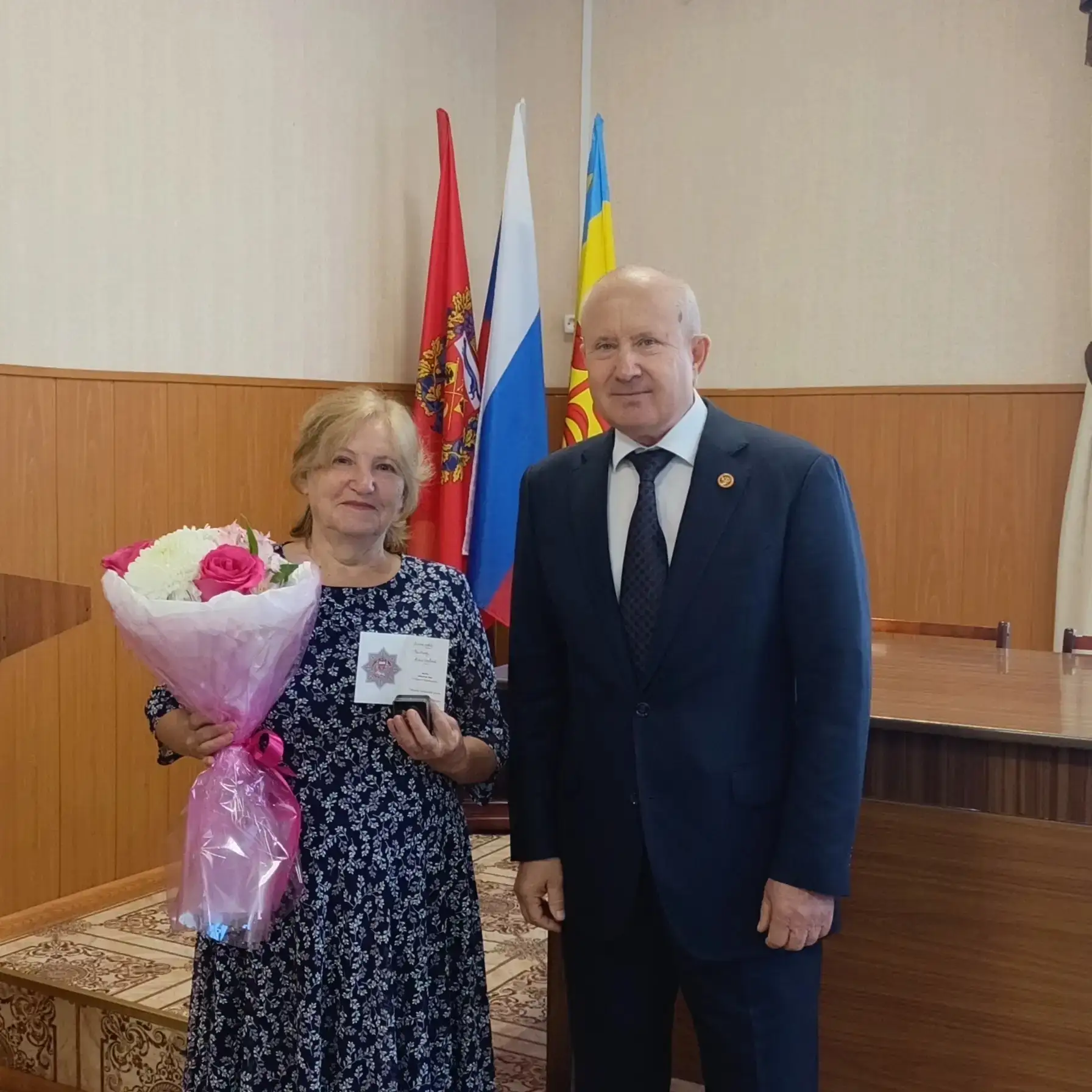 Памятным знаком «Гордость Оренбуржья» награждена Галина Алексеевна Лысенкова, посвятивш...