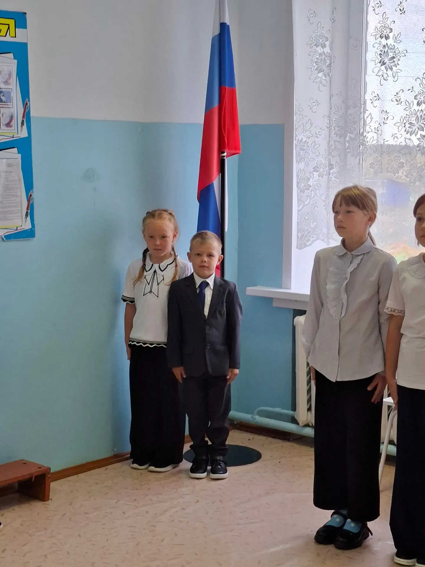 🇷🇺Традиционная церемония выноса флага Российской Федерации
