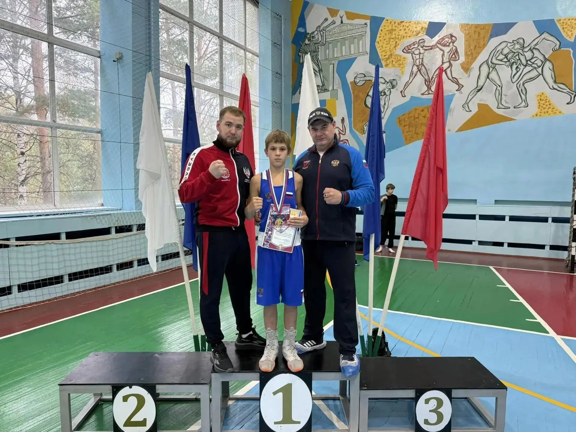 Семь медалей завоевали киселевские спортсмены на соревнованиях по боксу, проходивших в ...