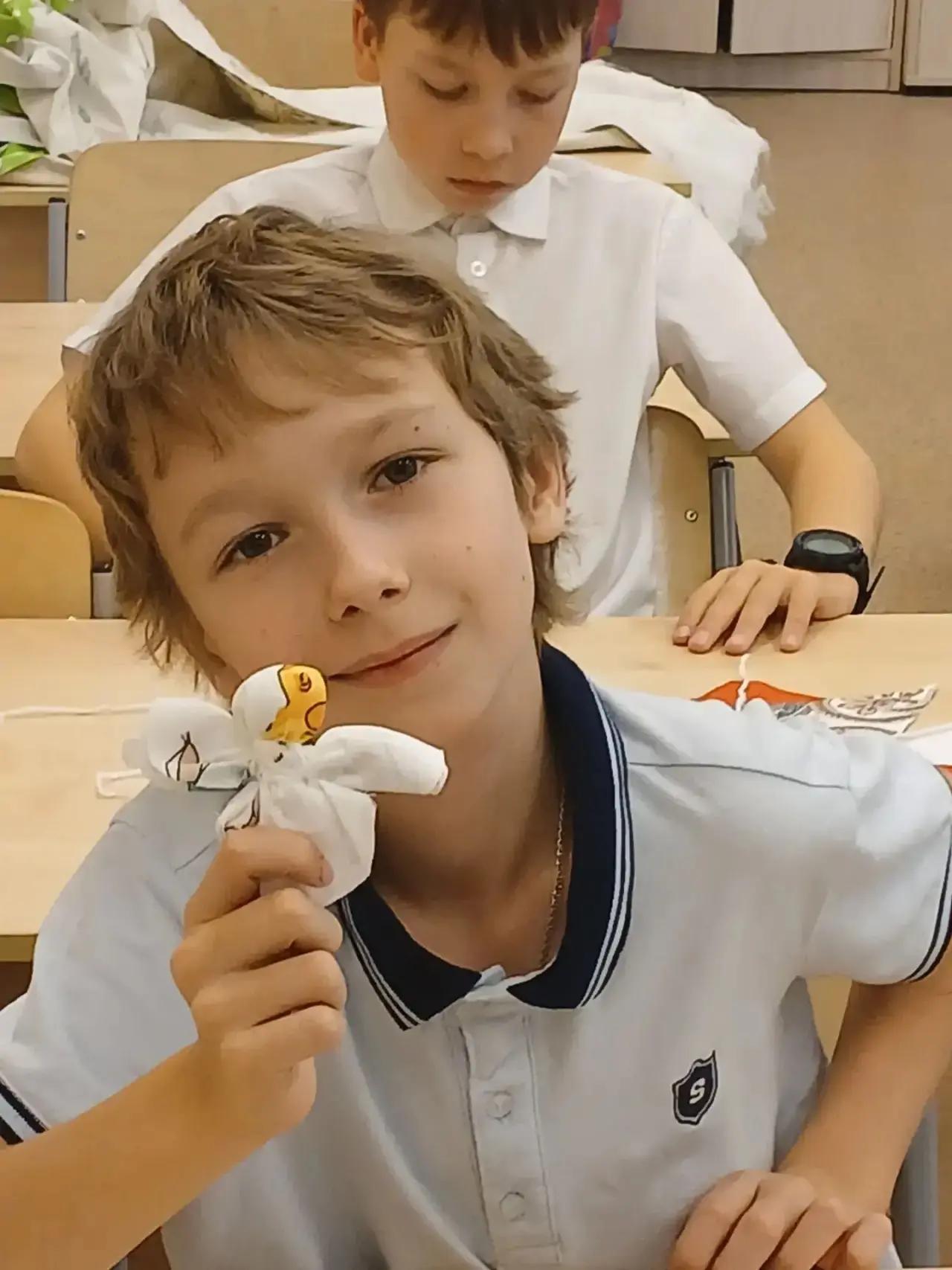 🧵✨ МАСТЕР-КЛАСС В 4 «А»: КУКЛА-СКРУТКА В РУССКОМ НАРОДНОМ КОСТЮМЕ ✨👘