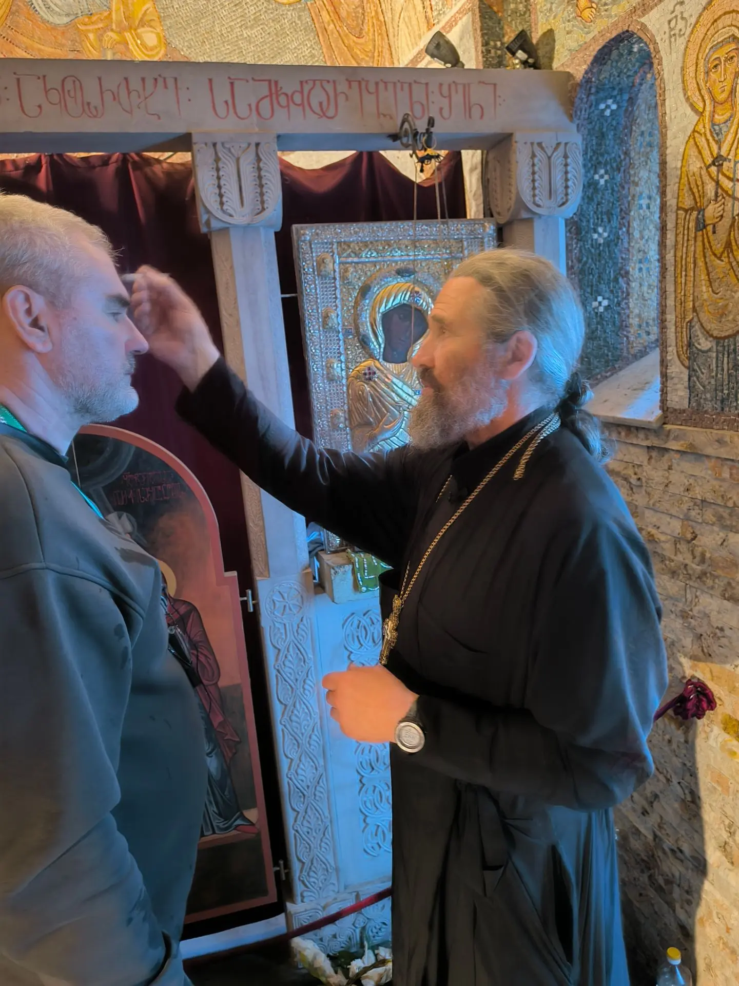 ⛪Храм преподобного Давида Гареджийского,  в которой теперь течёт источник воды.