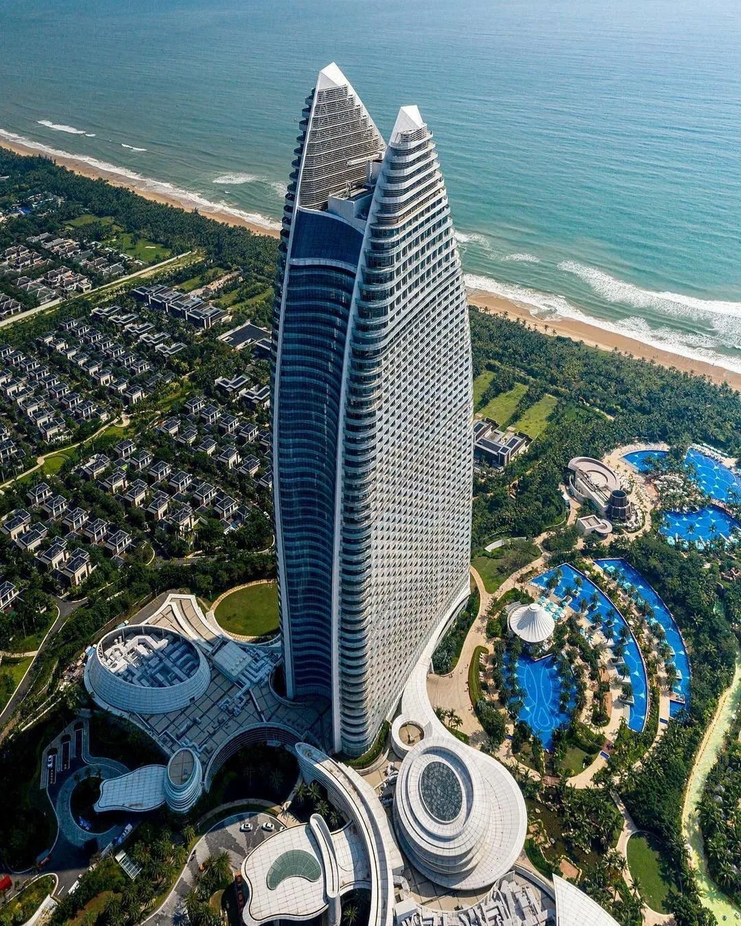 🌊 Atlantis Sanya — место, где вода встречает чудо