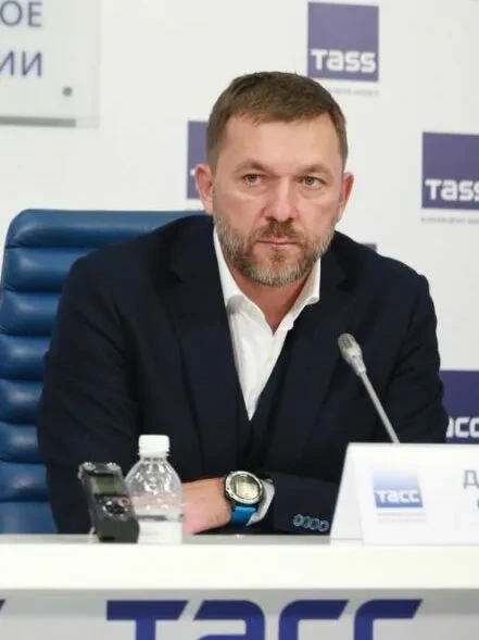 ❗️🇷🇺 «Надо уходить под землю»: депутат предложил спасать дата-центры бункерами