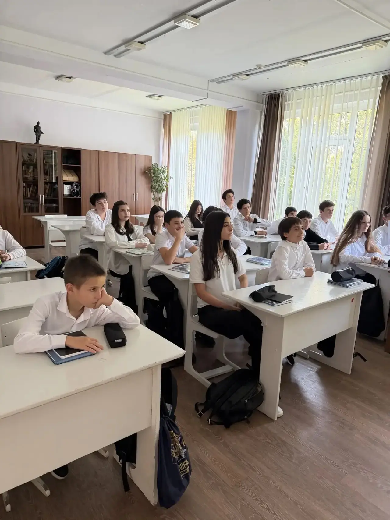 Сегодня в рамках профориентационного курса «Россия — мои горизонты» в 8 « Е»классе пров...