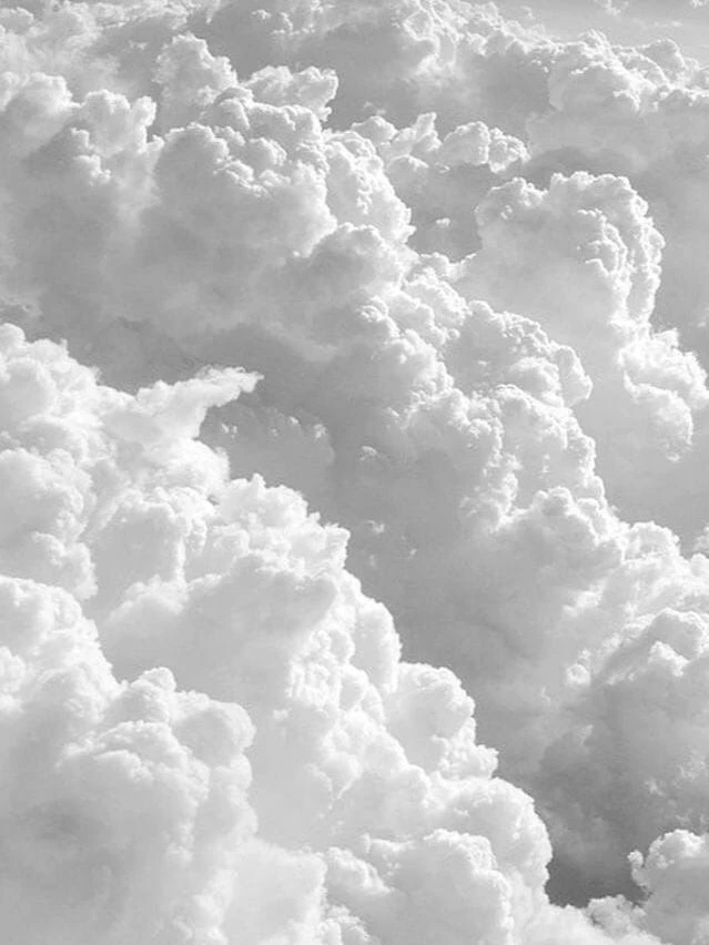 ☁️ Обычное облако может весить около 500 тонн