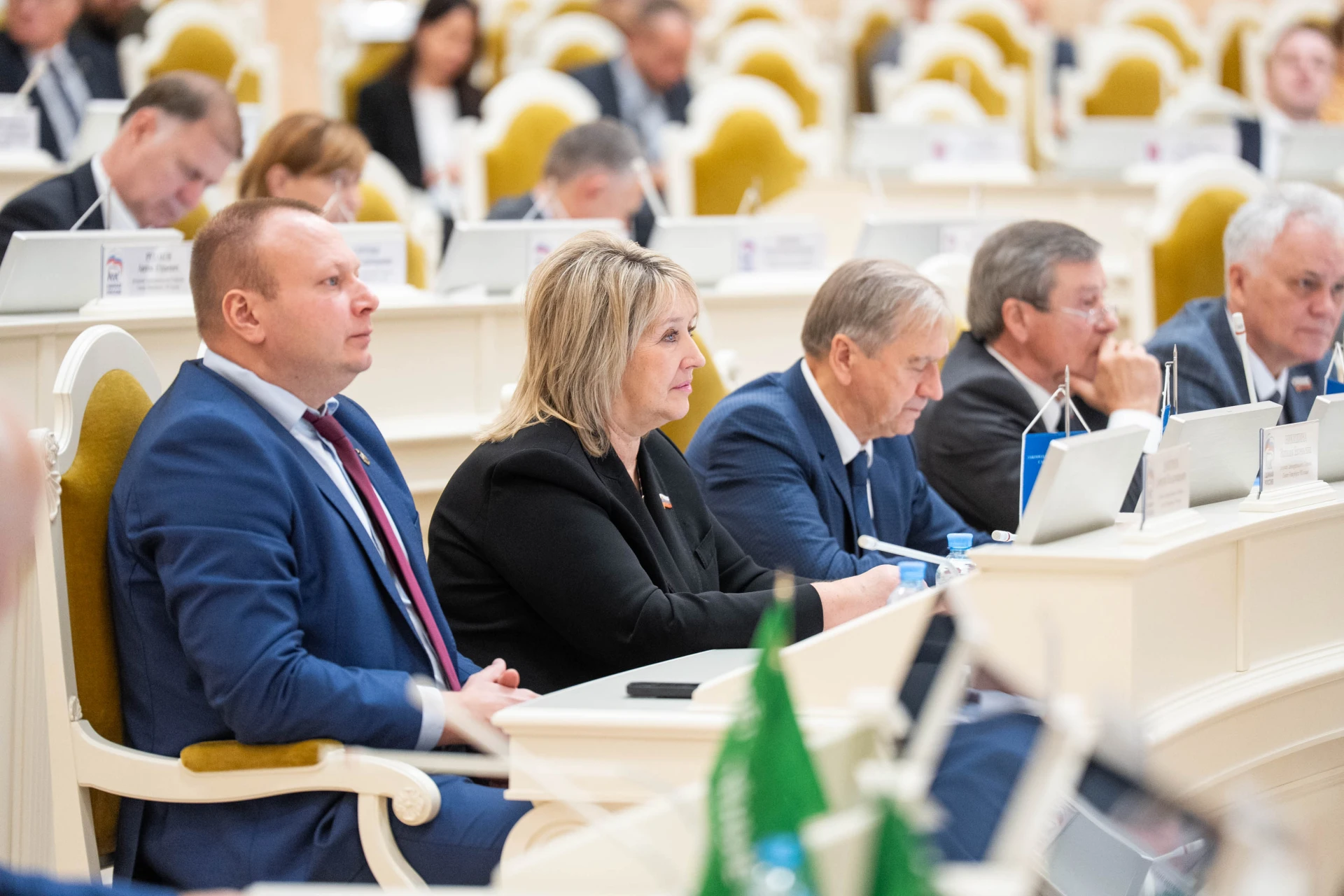 Заседание Законодательного Собрания 14 октября.