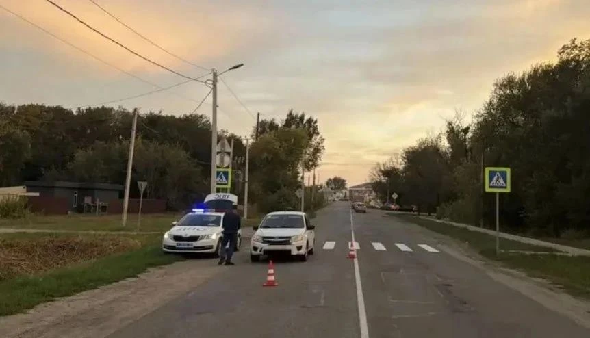 В Кочубеевском округе машина сбила 10‑летнюю девочку