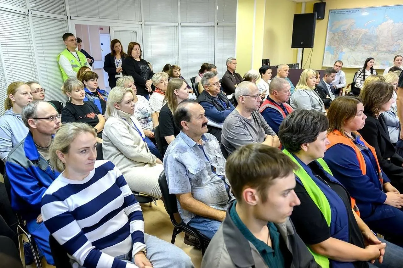 В Подольске провели выездную встречу с коллективом Межрегионального автоматизированного...