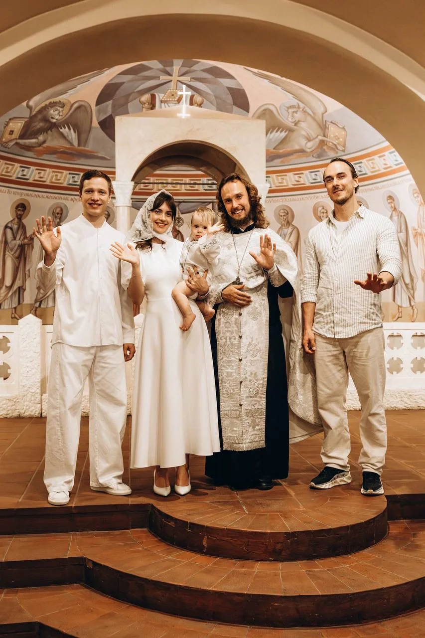 Таинство Крещения Льва👼
