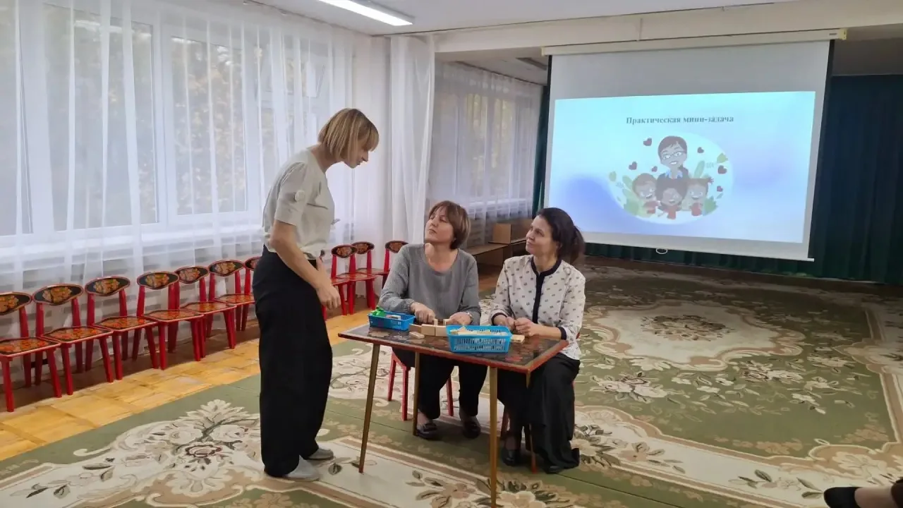 Воспитатели снова стали детьми🧸