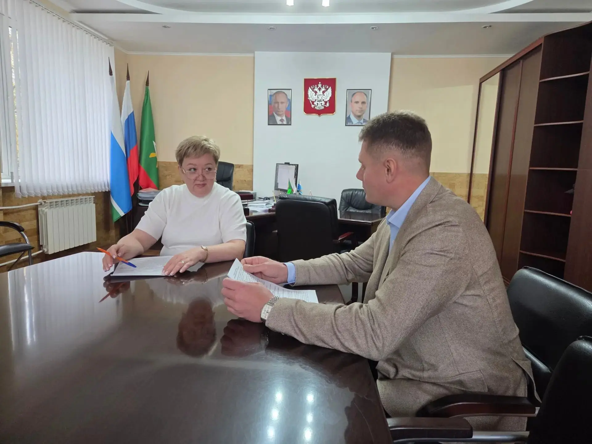 15 октября наш муниципалитет посетил начальник Управления архивами Свердловской области...