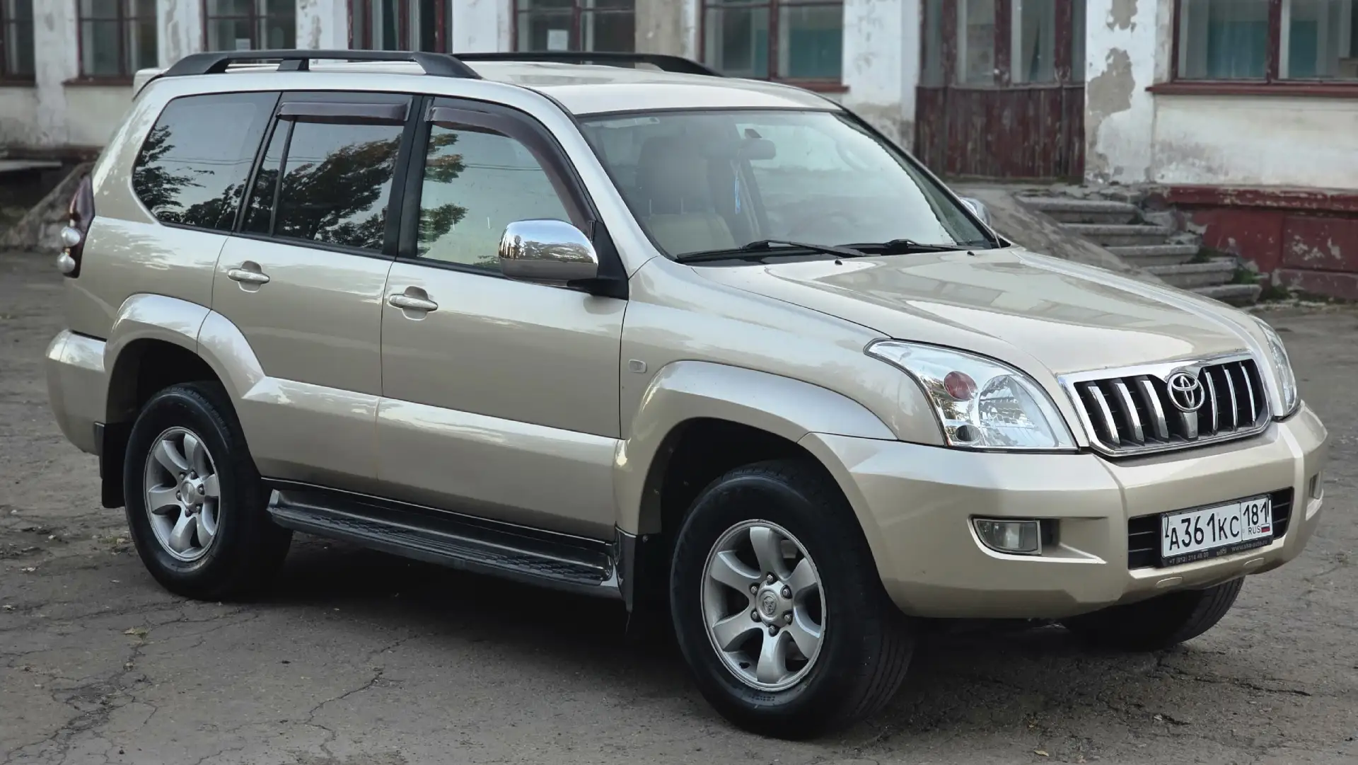 Продам Toyota Land Cruiser Prado 120 7мест 2007 года выпуска