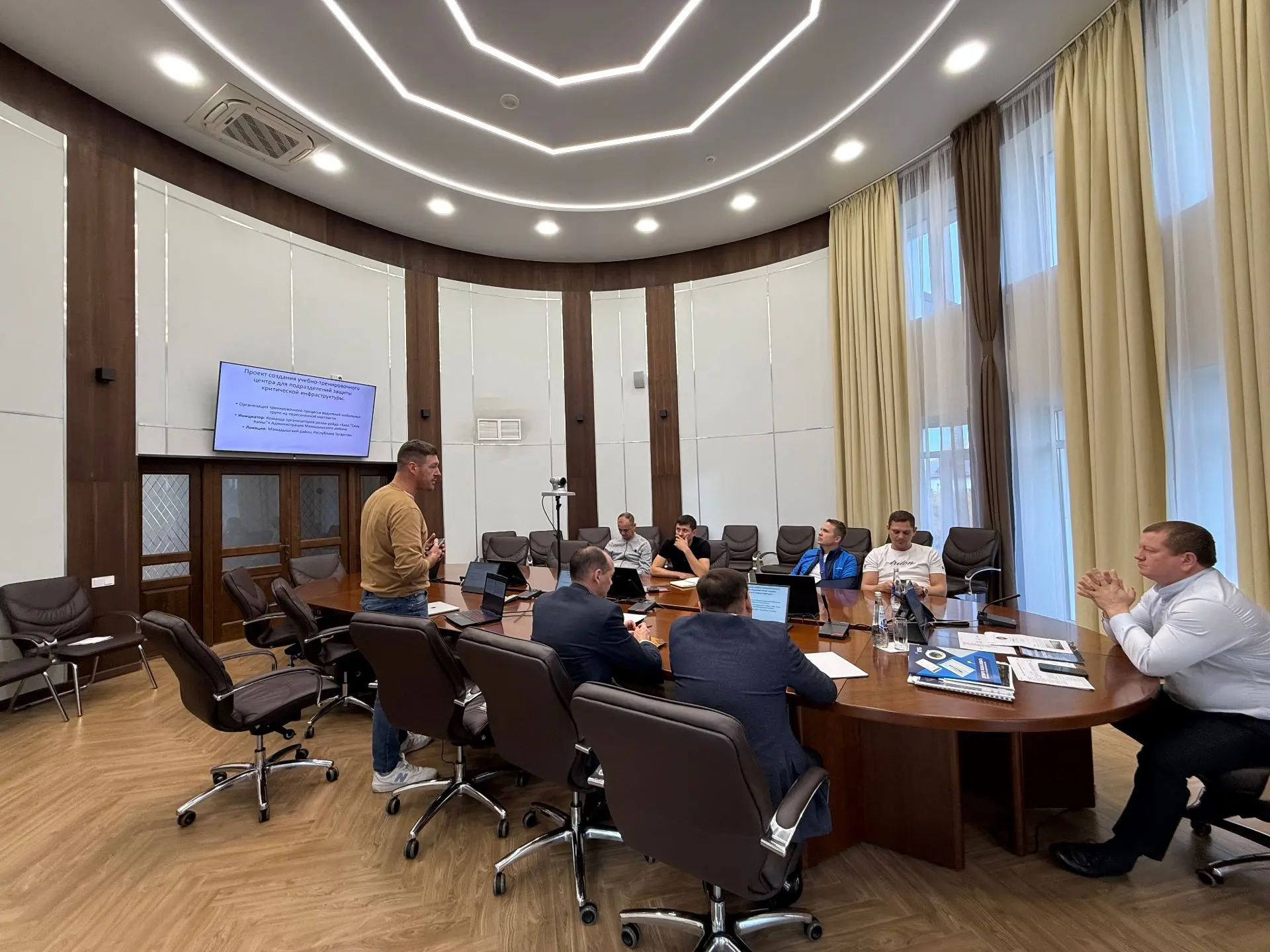 Инвестиционная приёмная: три инвестора, три разных направления