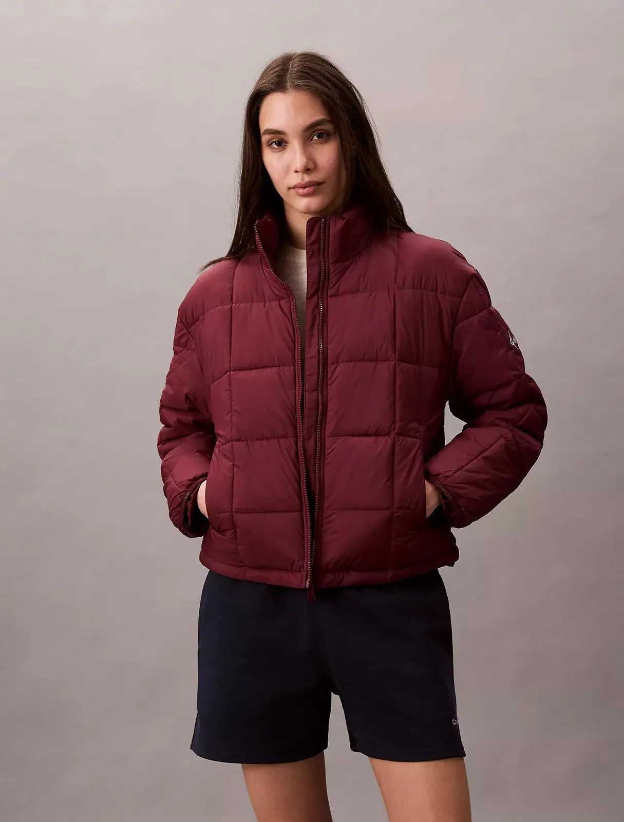 Женские куртки от Calvin Klein