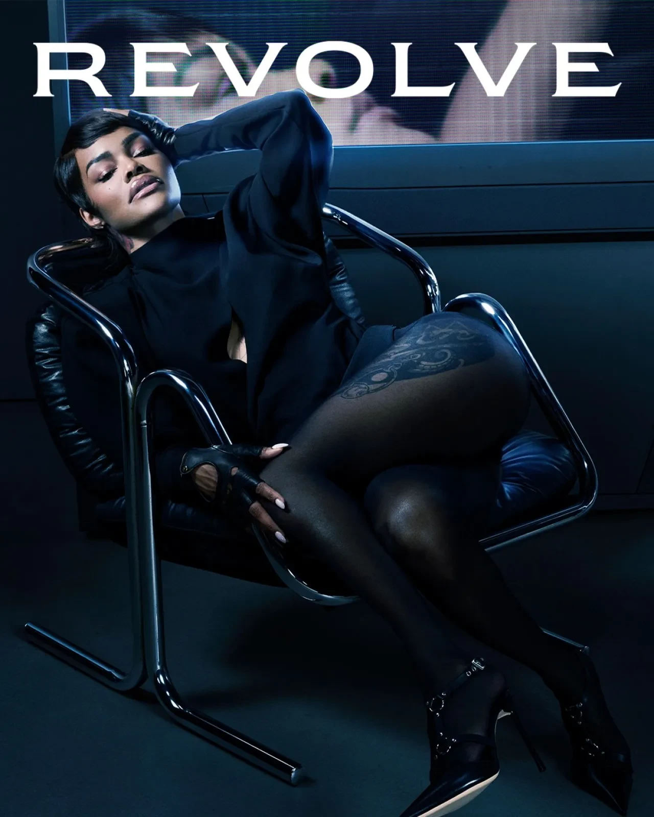Тейяна Тейлор в фотосессии для дебютного печатного номера REVOLVE Magazine