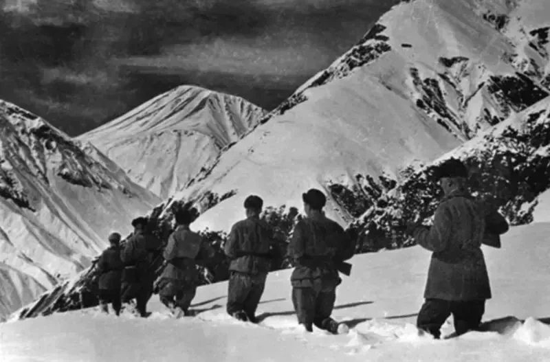 9 октября - День разгрома советскими войсками немецко-фашистских войск в битве за Кав...