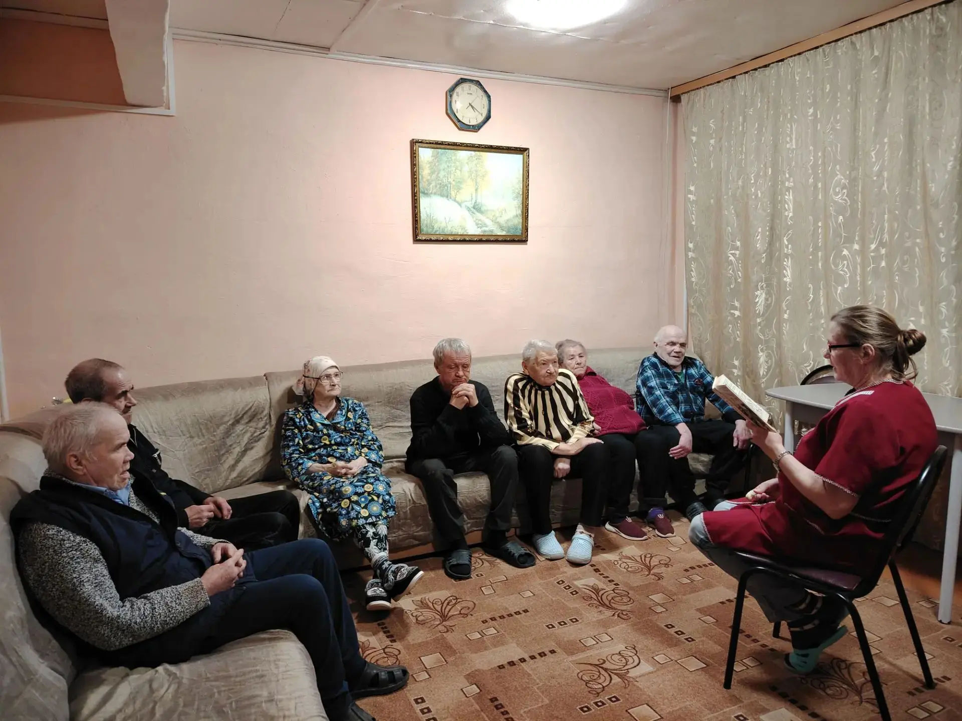 Сегодня в нашем отделении временного проживания граждан пожилого возраста и инвалидов п...