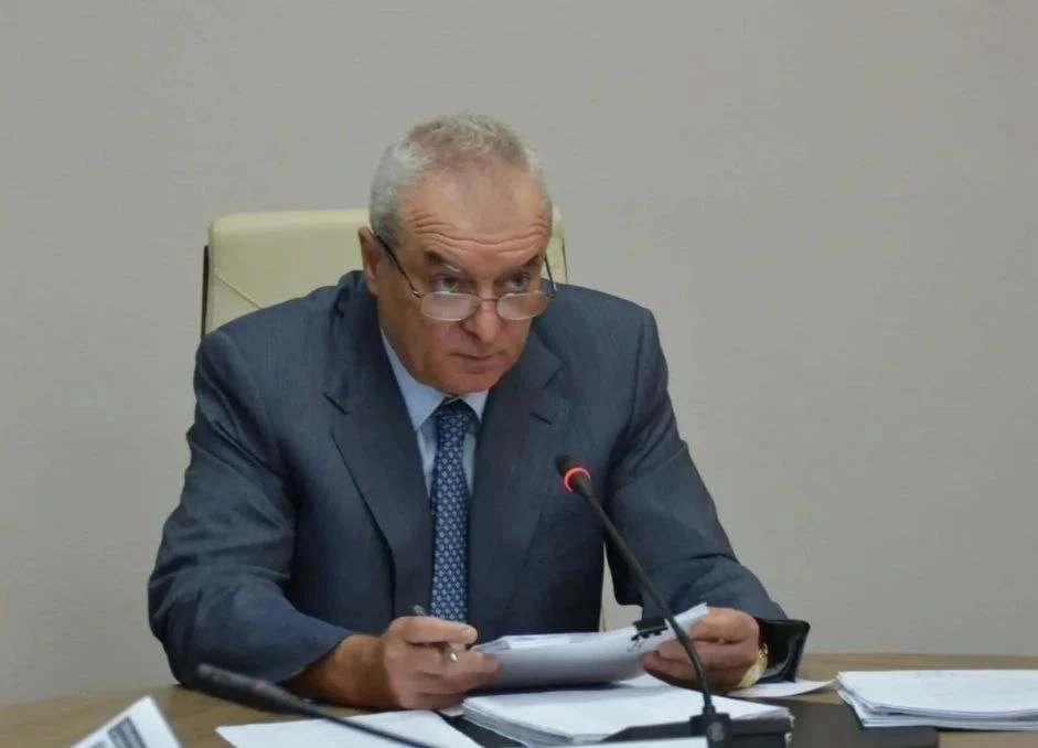 В «Высшем совете осетин» сменился председатель. Казбек Фриев покинул пост председателя ...