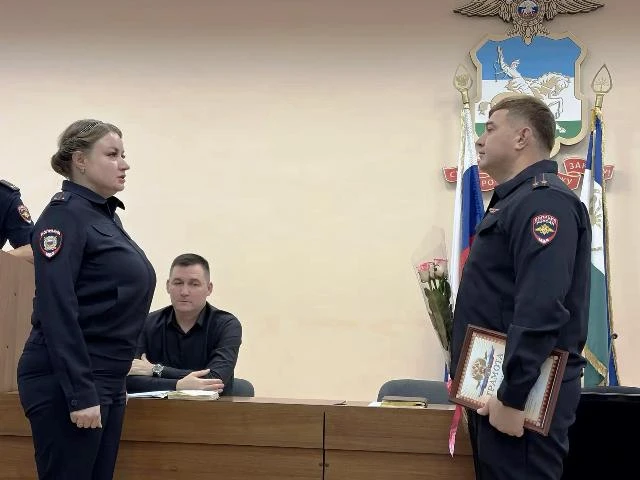В День образования кадровой службы в Отделе МВД России по городу Нефтекамску в торжеств...