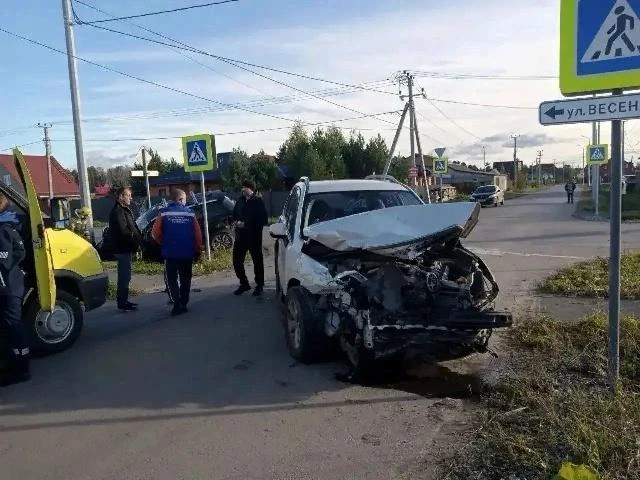 Жёсткое ДТП под Тюменью: водитель Subaru попал в больницу