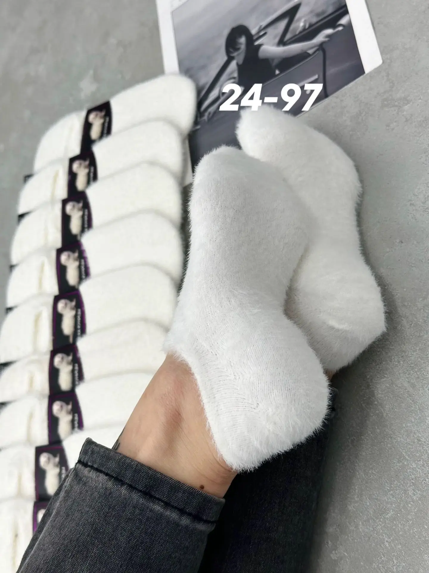 390