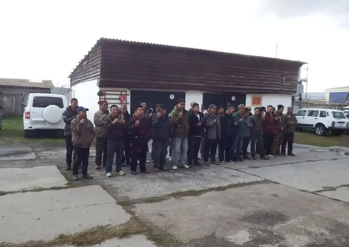🚔 На стройке в Алтайском крае выявили 28 нелегальных работников из Китая