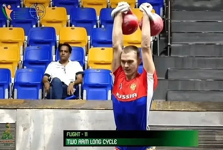 Белгородский спортсмен стал чемпионом мира по гиревому спорту в Индии