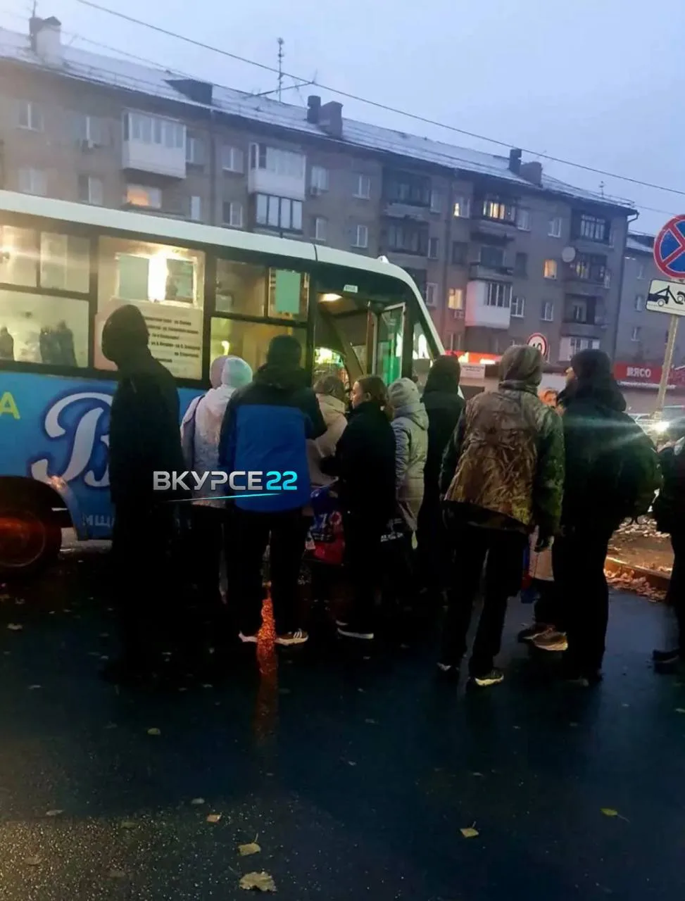 🚍 Автобус сбил пешехода на Северо-Западной