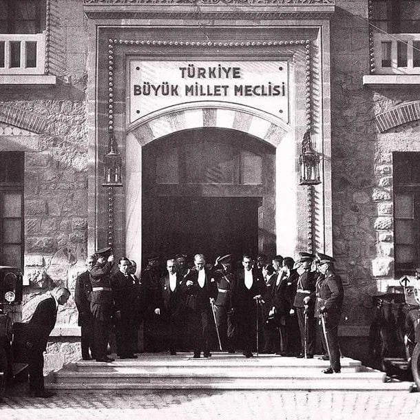 🇹🇷 103 года назад Анкара стала столицей Турции