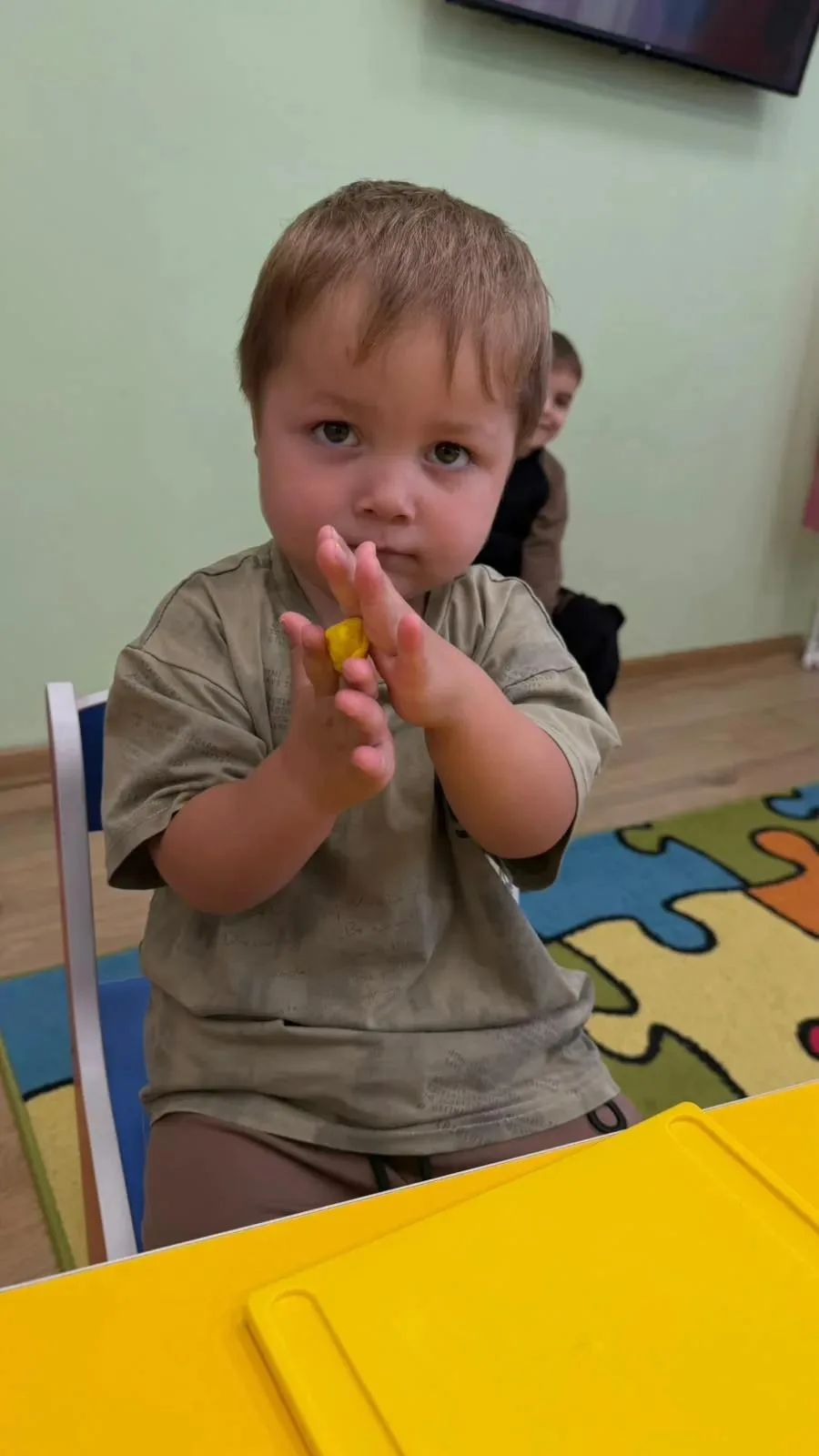 Художественно-эстетическое развитие (Лепка) на тему : «Колобок» в младшей группе «Солны...