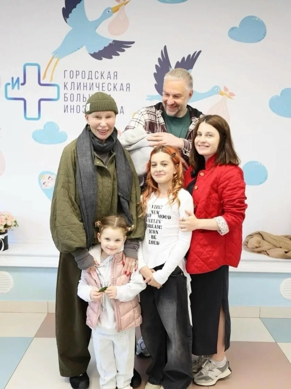 «Забрала восьмого внука из роддома» — 79-летняя народная артистка России Татьяна Василь...