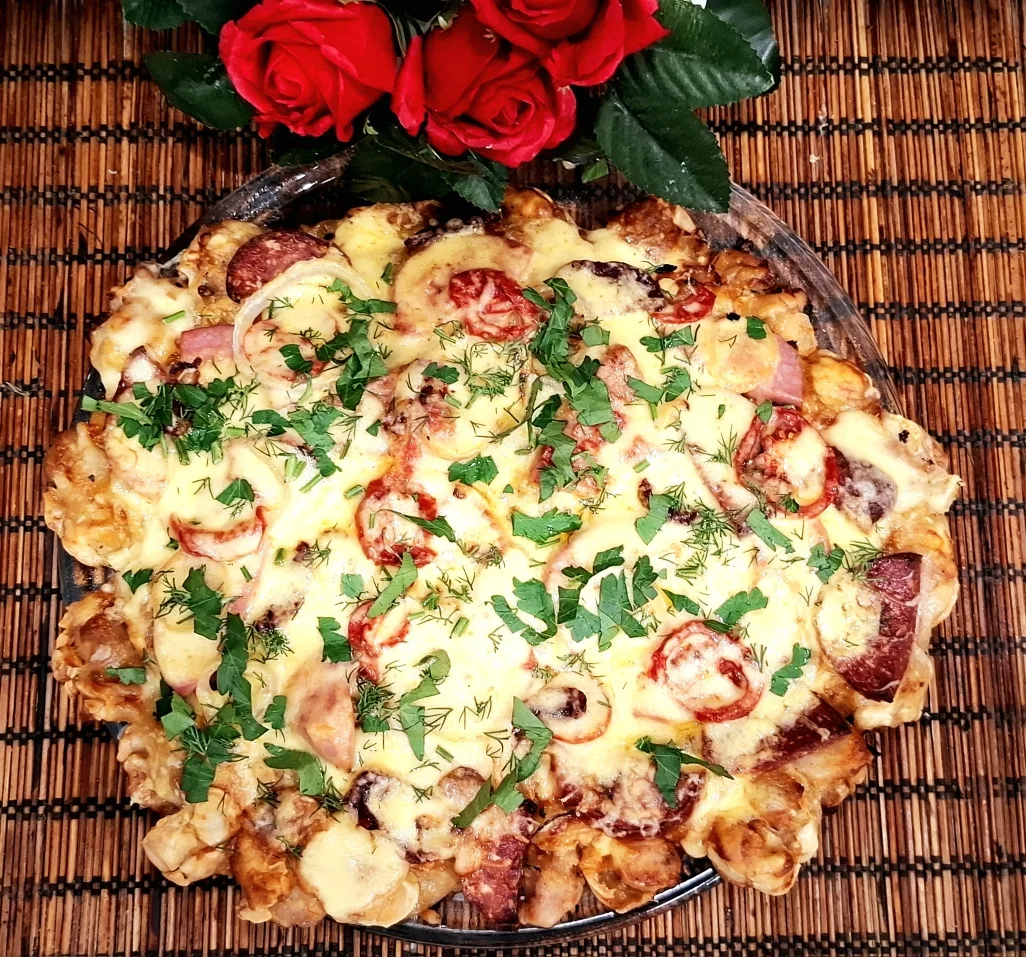 1. Пицца из пельменей.