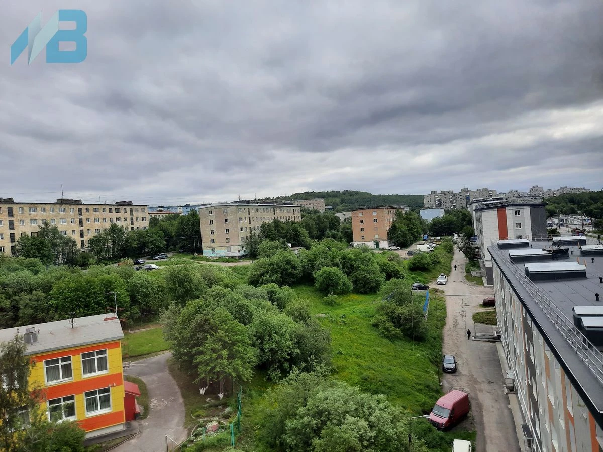 В этом году в Кольском Заполярье капитально ремонтируют крыши 150 МКД