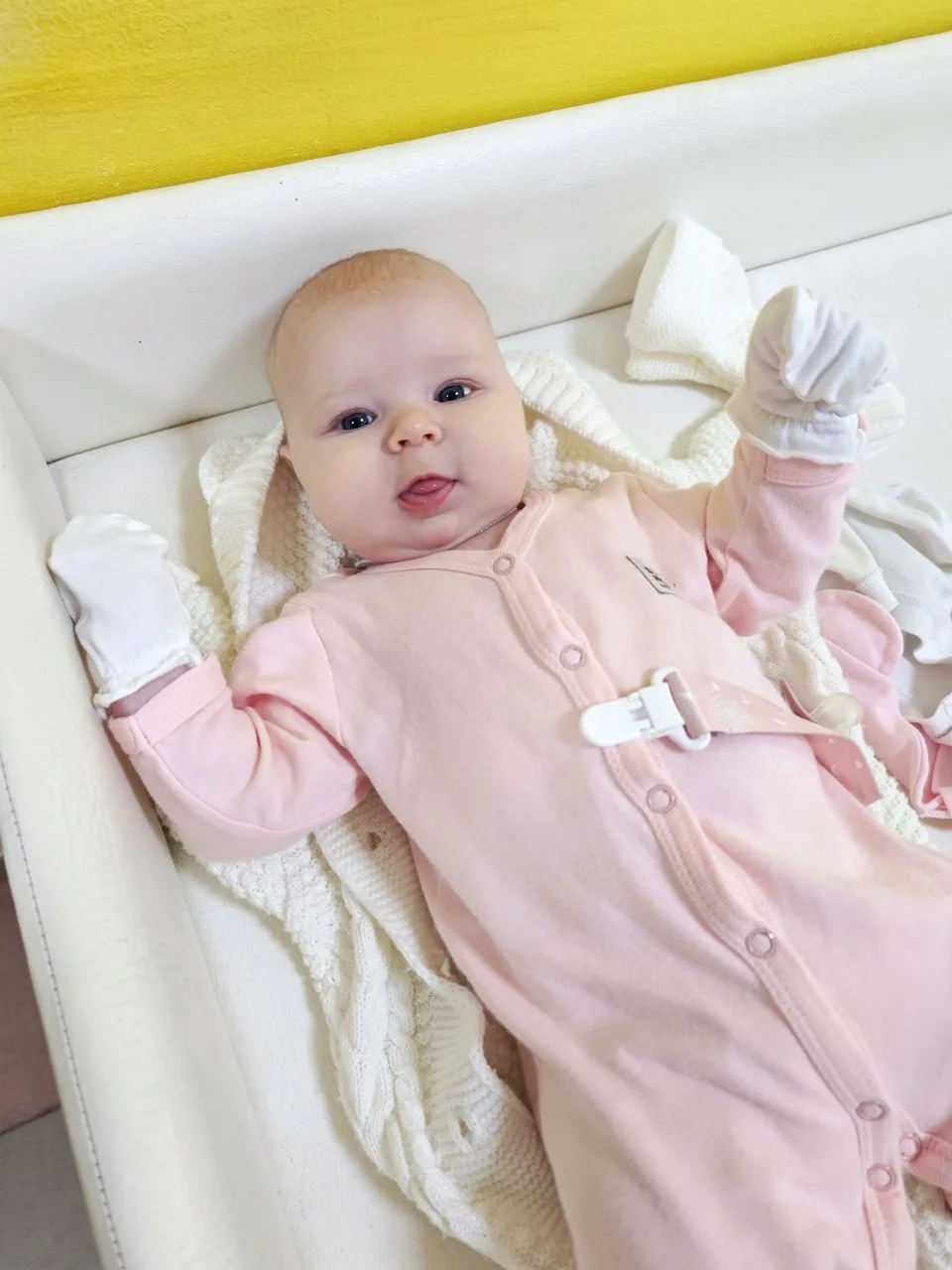 Мамочка так переживала, что я кашляю, и отвела меня к тёте врачу! 🥺👩‍⚕️ А оказалось.....
