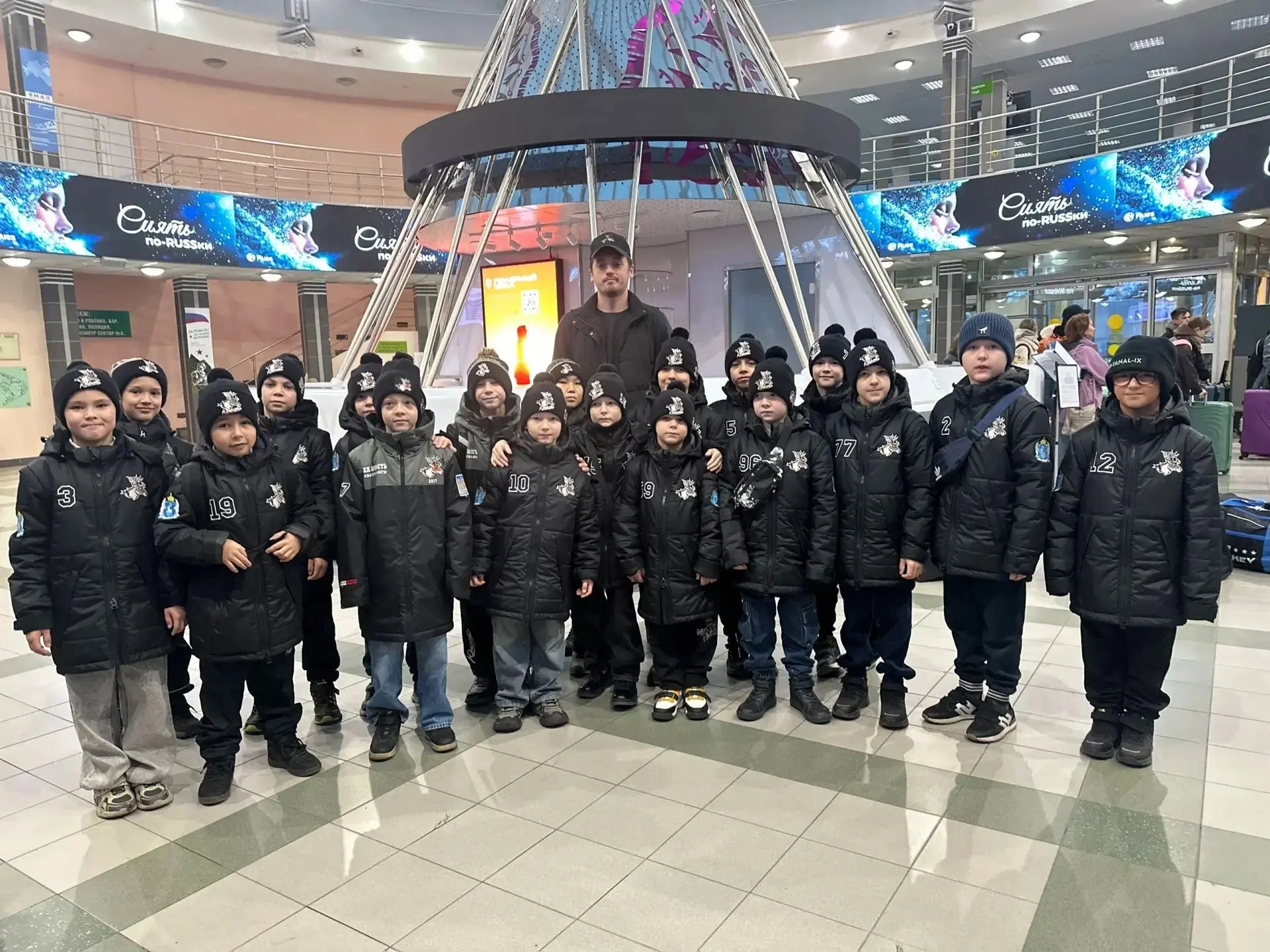 «Юность-2018» в Новосибирске: лабытнангские хоккеисты на международном турнире «Сибириус»