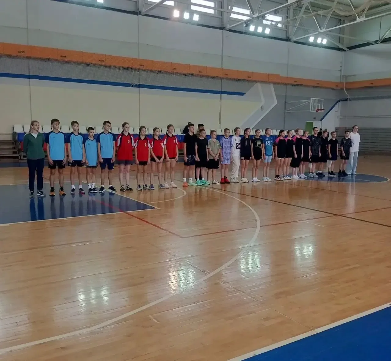 В ФСЦ "Енисей" проходит зональный этап Всероссийских спортивных игр школьных спортивных...