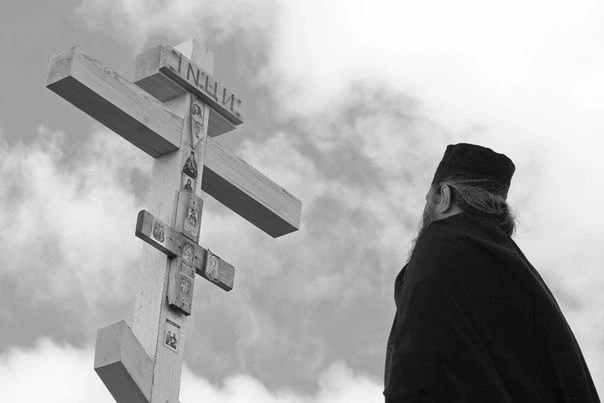 ✨️Что такое молитва? Живому Богу говоришь — от сердца, в великом внимании — и Он слышит...